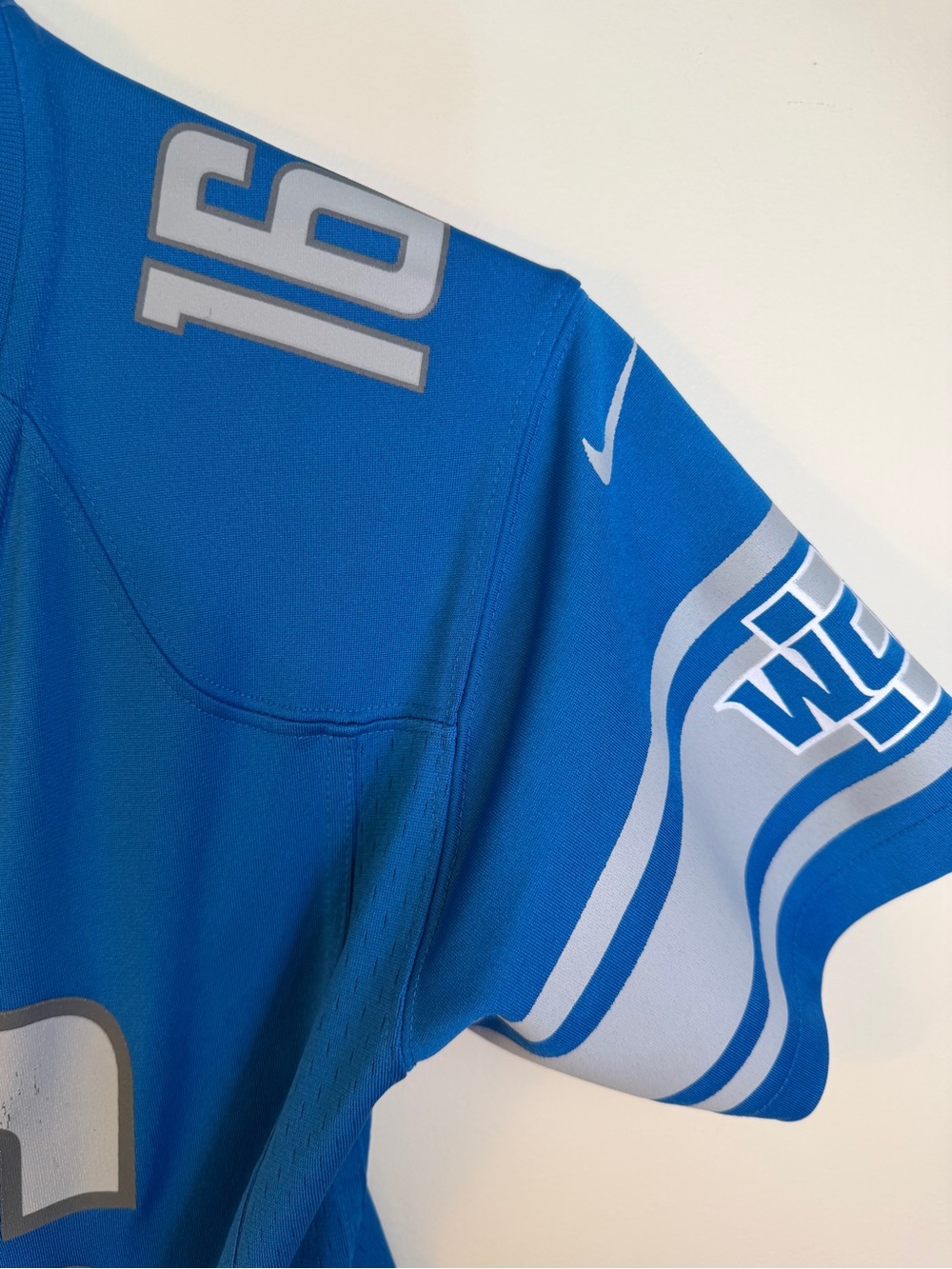 Detroit Lions Jared Goff #16 Nike Youth M 10/12 NFL Football Jersey Blue - Picture 11 of 16
